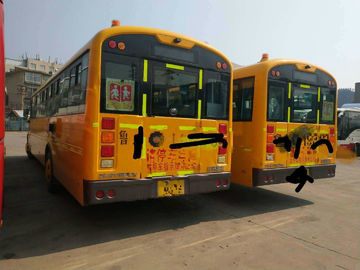 la distancia entre ejes de 5250m m 2016 años 56 Yutong usado Seater transporta el autobús escolar usado